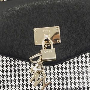 Meet your Posher, Be